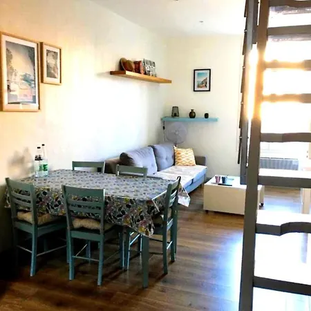 Avec Terrasse A 100 M De La Appartement Cerbère
