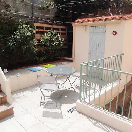 Avec Terrasse A 100 M De La Cerbère